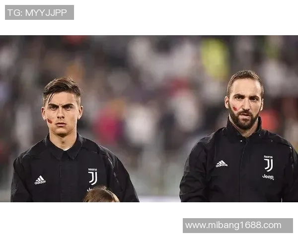 深入了解世界足球巨星的成长历程与个人魅力分析